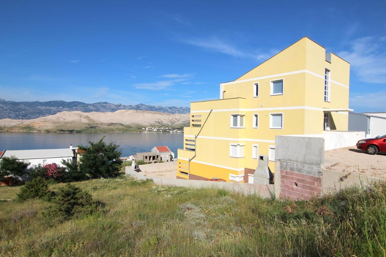 Apartments Ljubic Паг Екстериор снимка