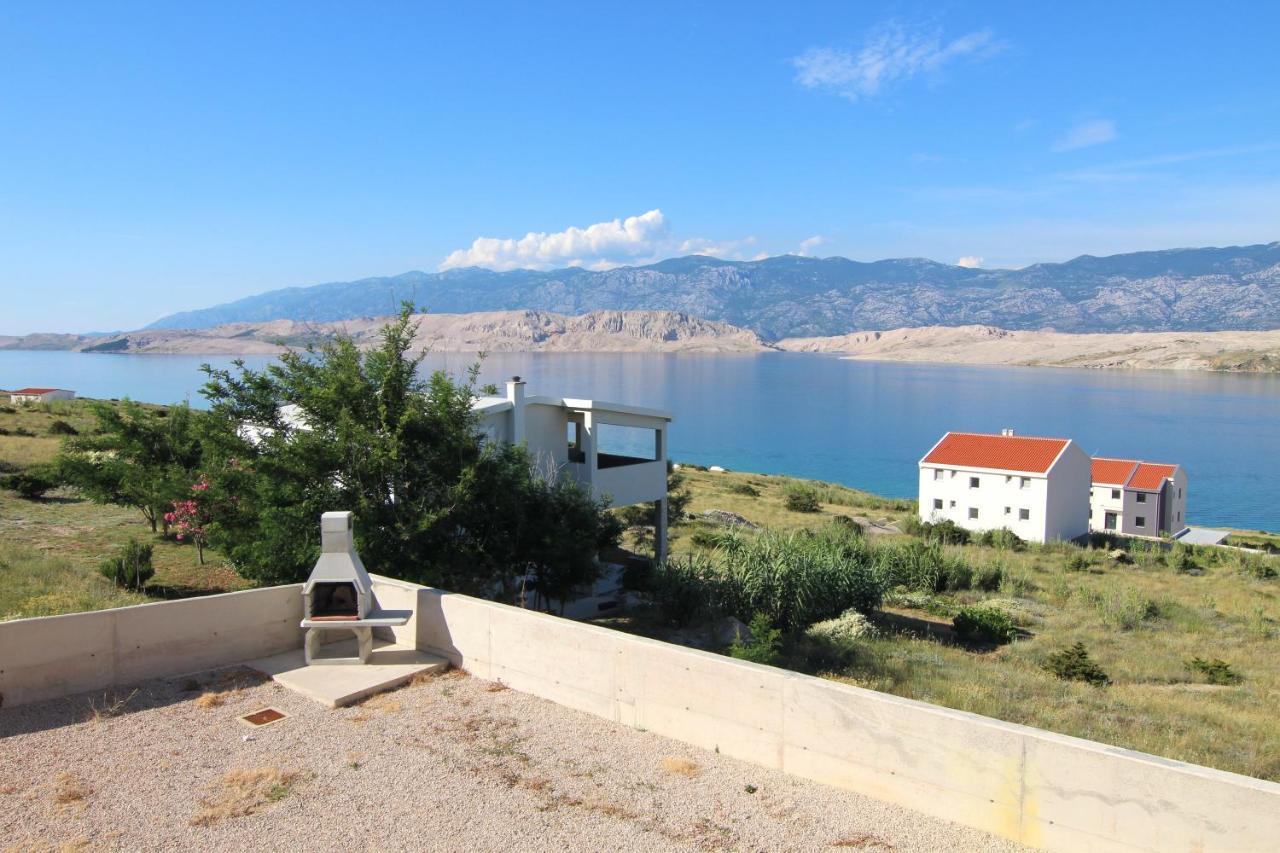 Apartments Ljubic Паг Екстериор снимка