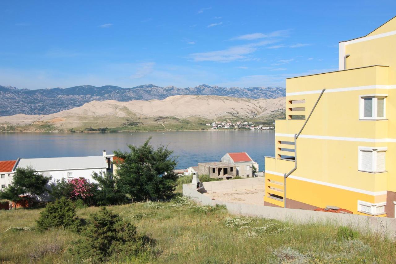 Apartments Ljubic Паг Екстериор снимка